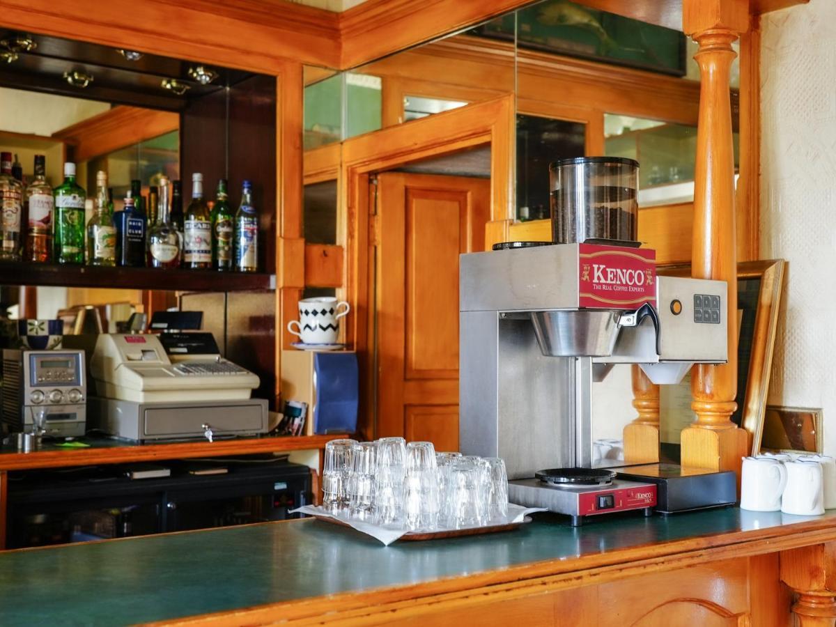 Rosehall Hotel EDI Kültér fotó