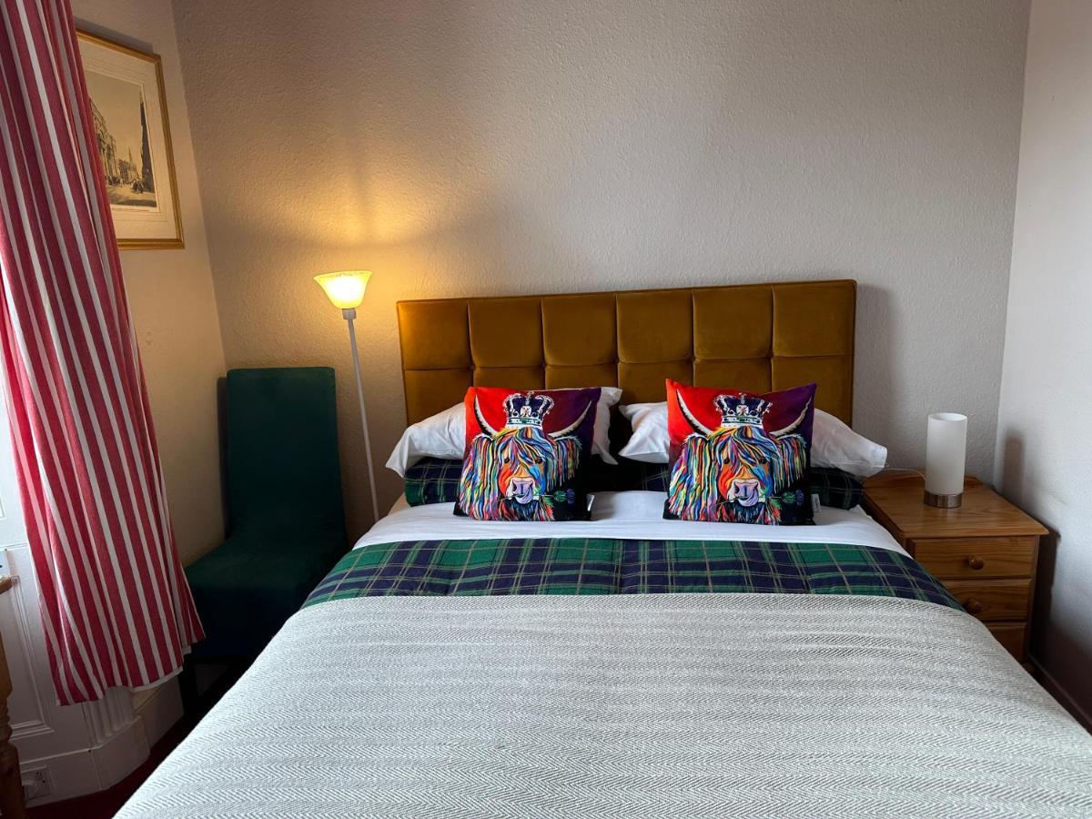 Rosehall Hotel EDI Kültér fotó