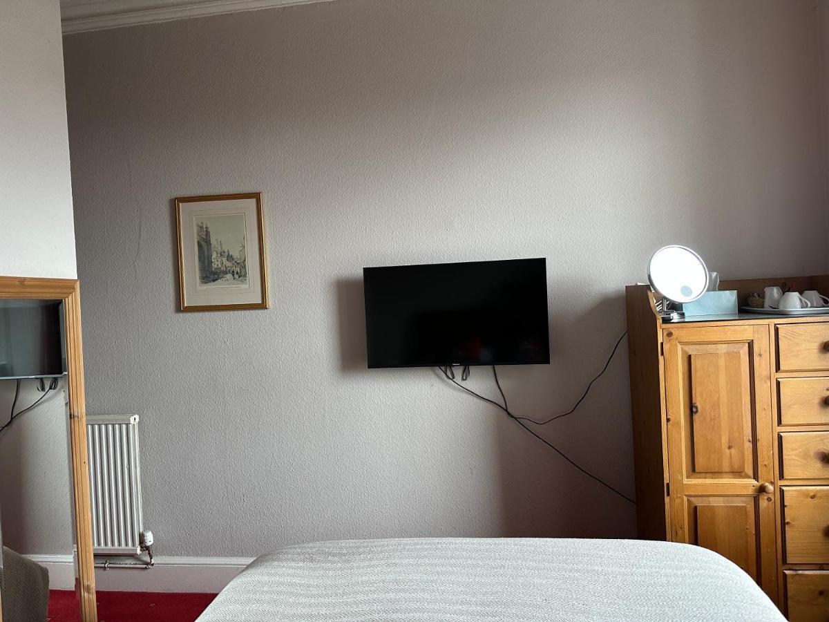 Rosehall Hotel EDI Kültér fotó