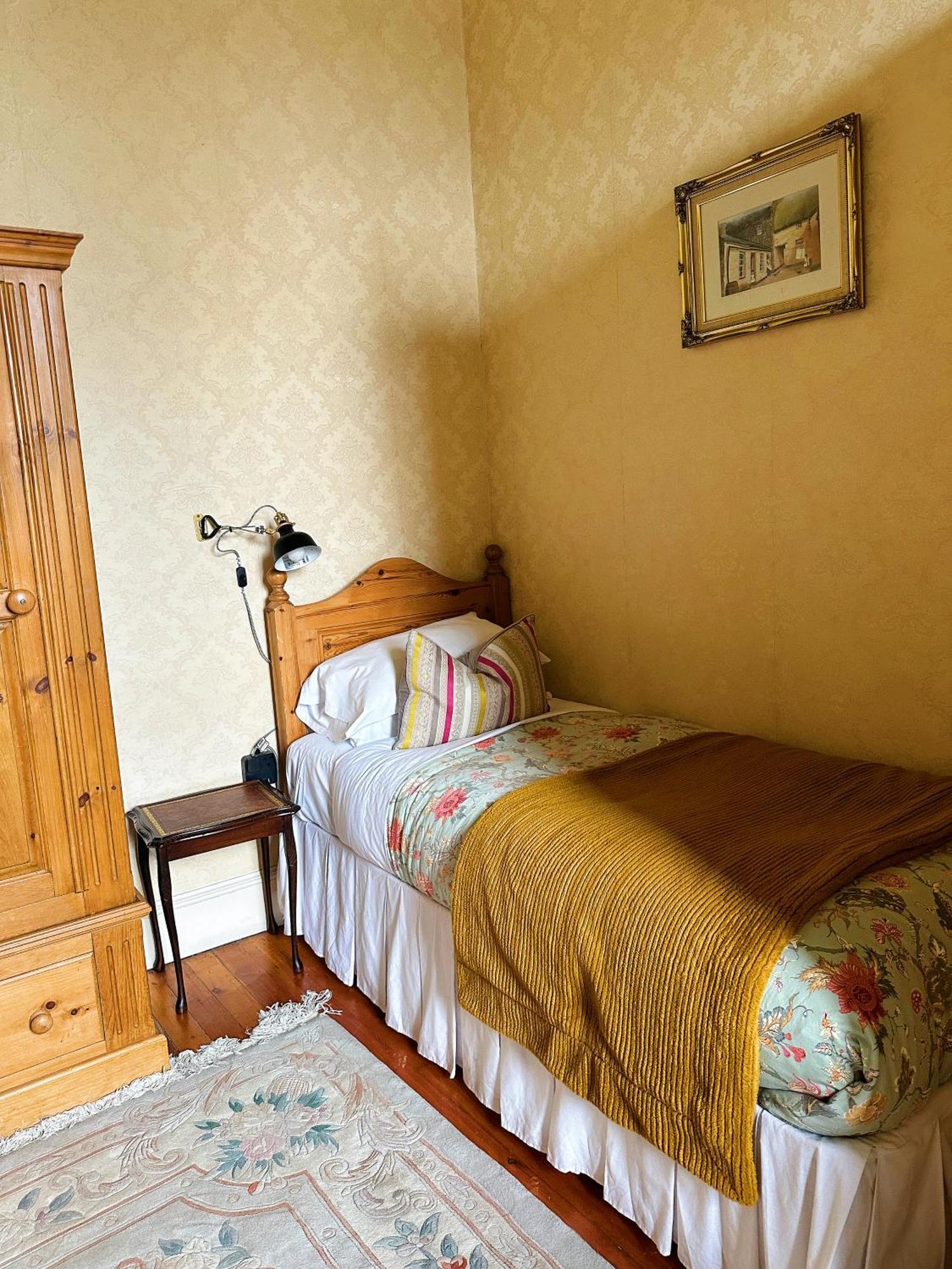 Rosehall Hotel EDI Kültér fotó