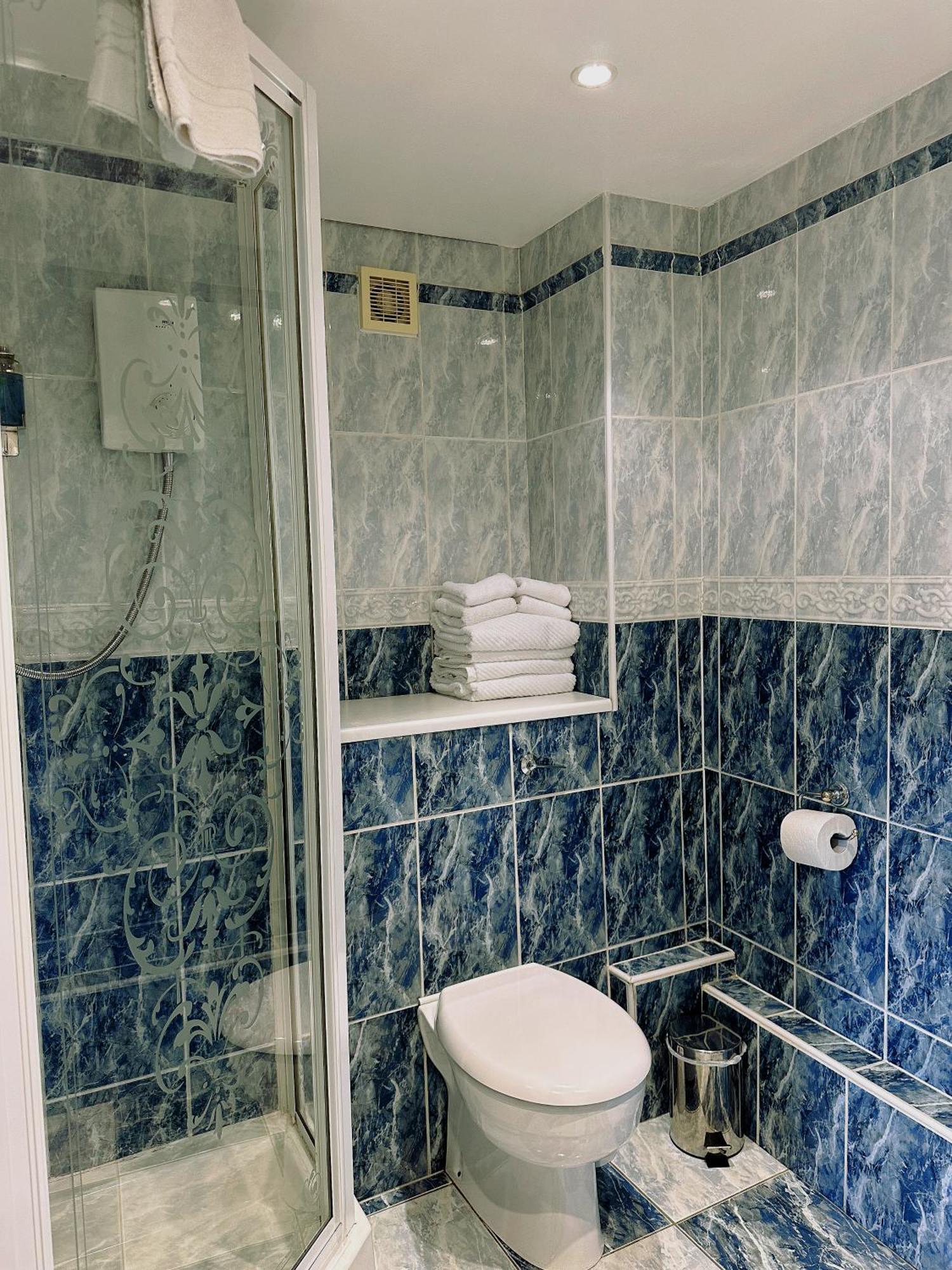 Rosehall Hotel EDI Kültér fotó